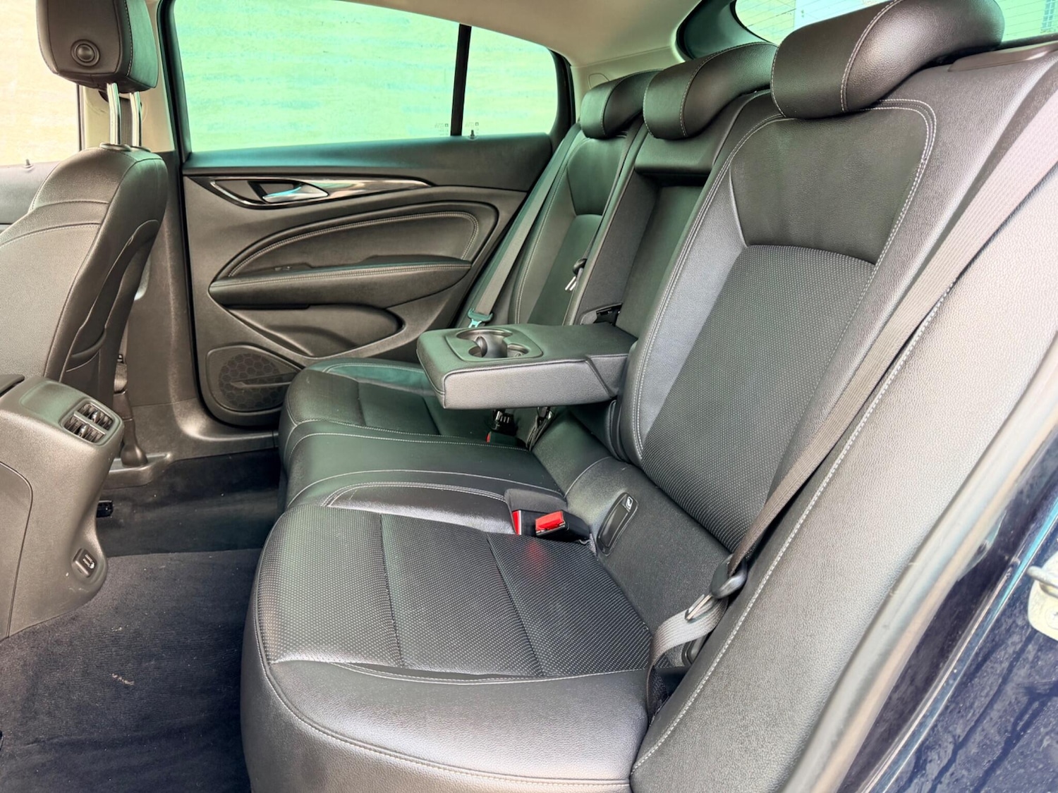 Used Vauxhall Insignia 2018 for sale - 77305684: Photo 17