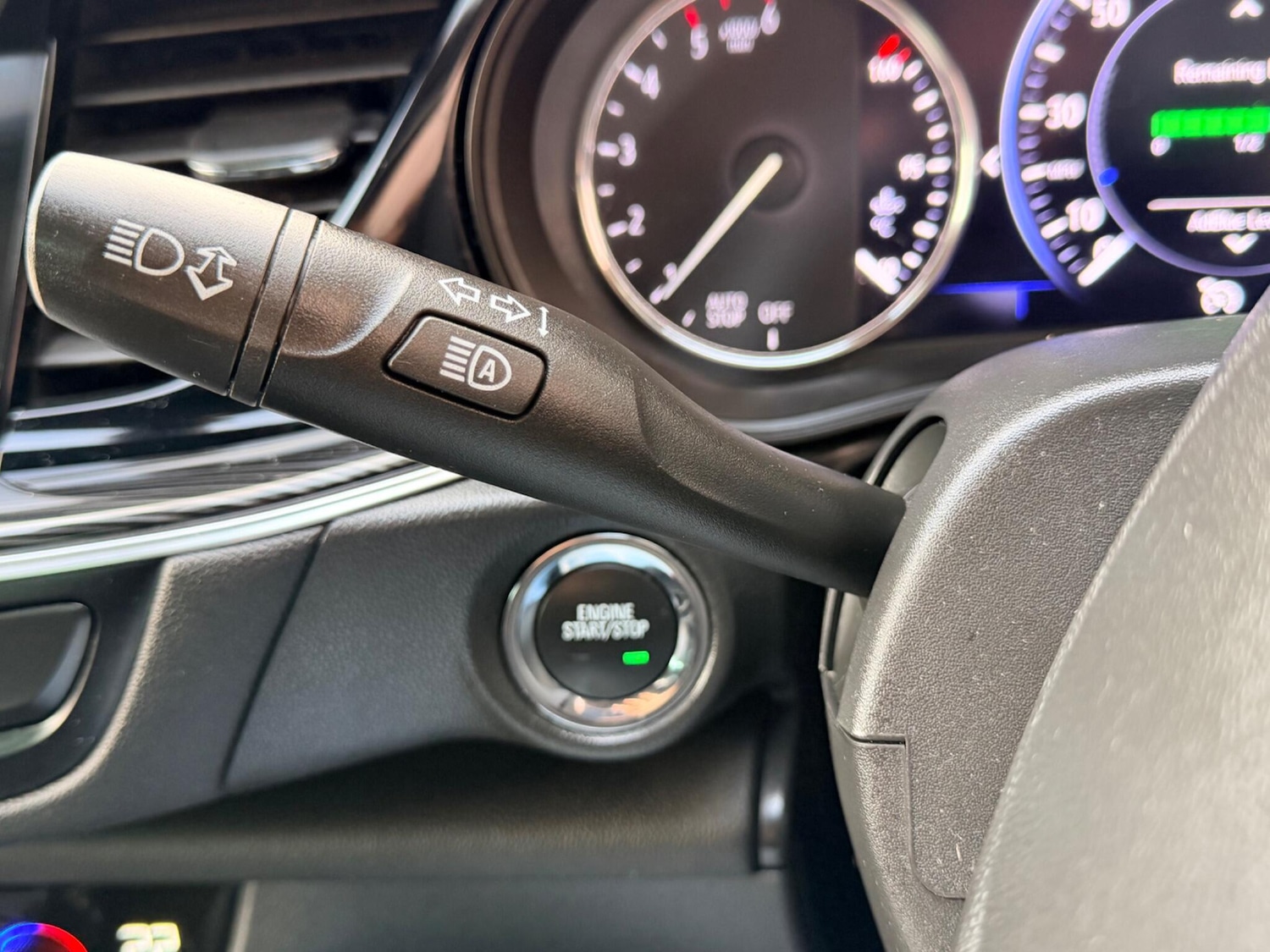 Used Vauxhall Insignia 2018 for sale - 77305684: Photo 31