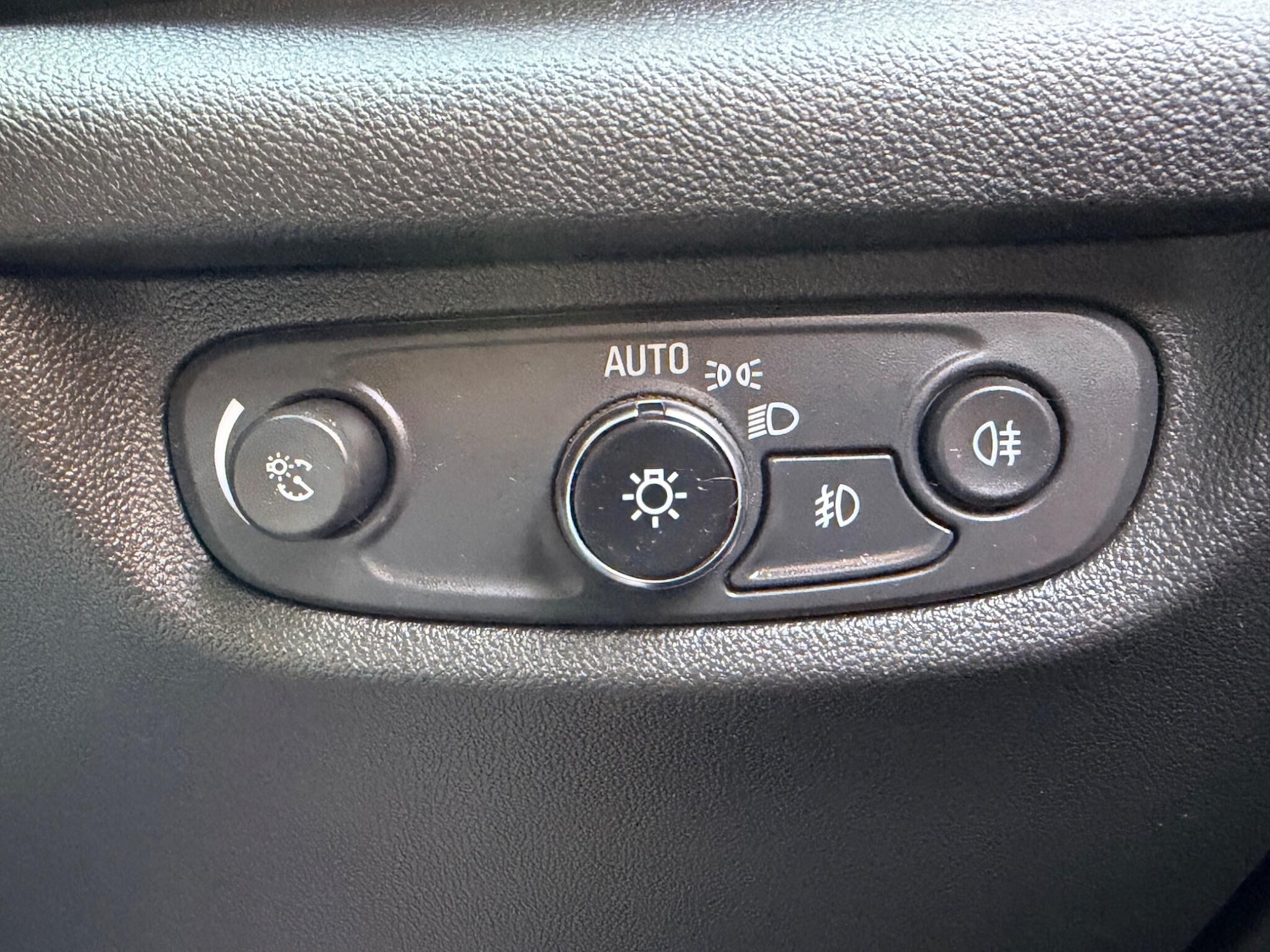 Used Vauxhall Insignia 2018 for sale - 77305684: Photo 33