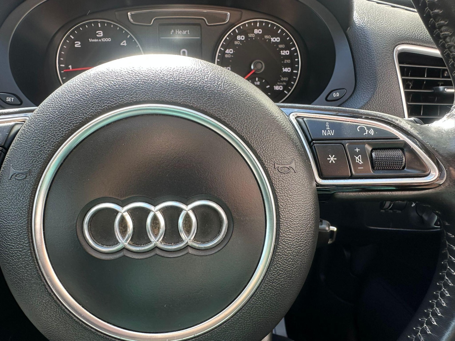 Used Audi Q3 2015 for sale - 76072179: Photo 32