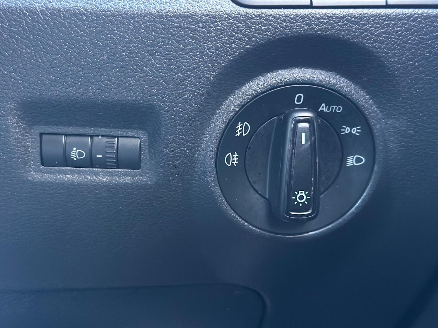 Used Skoda Fabia 2015 for sale - 77940076: Photo 14