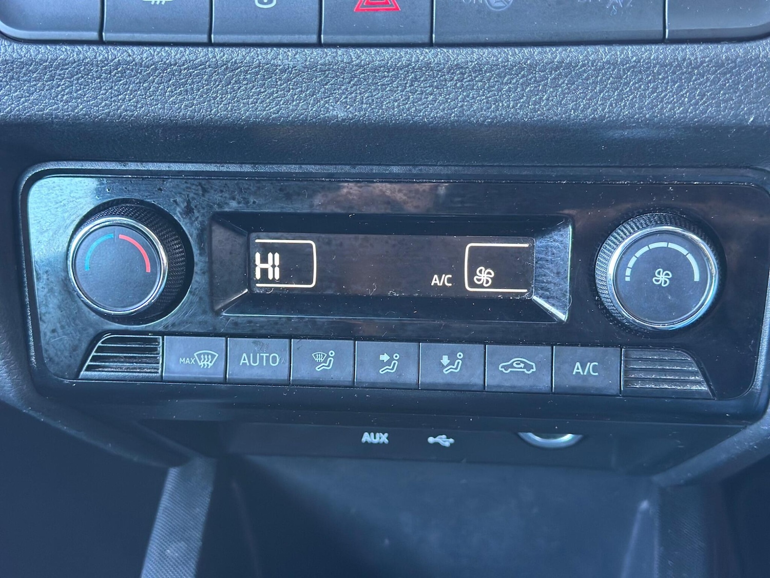 Used Skoda Fabia 2015 for sale - 77940076: Photo 20