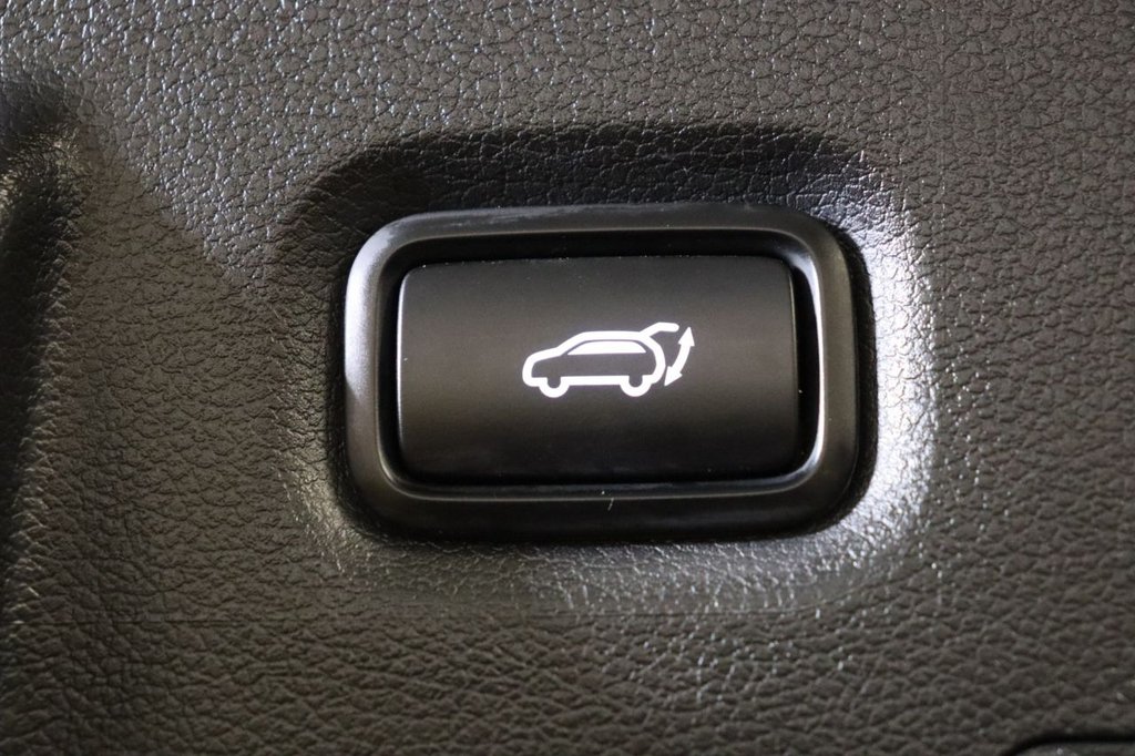 Used Hyundai Santa Fe 2024 for sale - 76350643: Photo 27