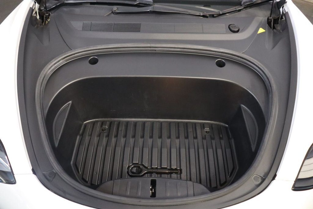 Used Tesla Model 3 2021 for sale - 77936880: Photo 16