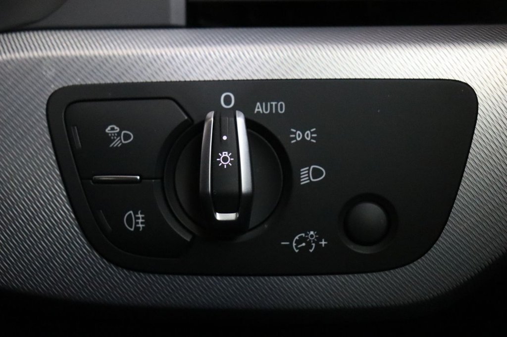 Used Audi A4 2020 for sale - 77521034: Photo 32