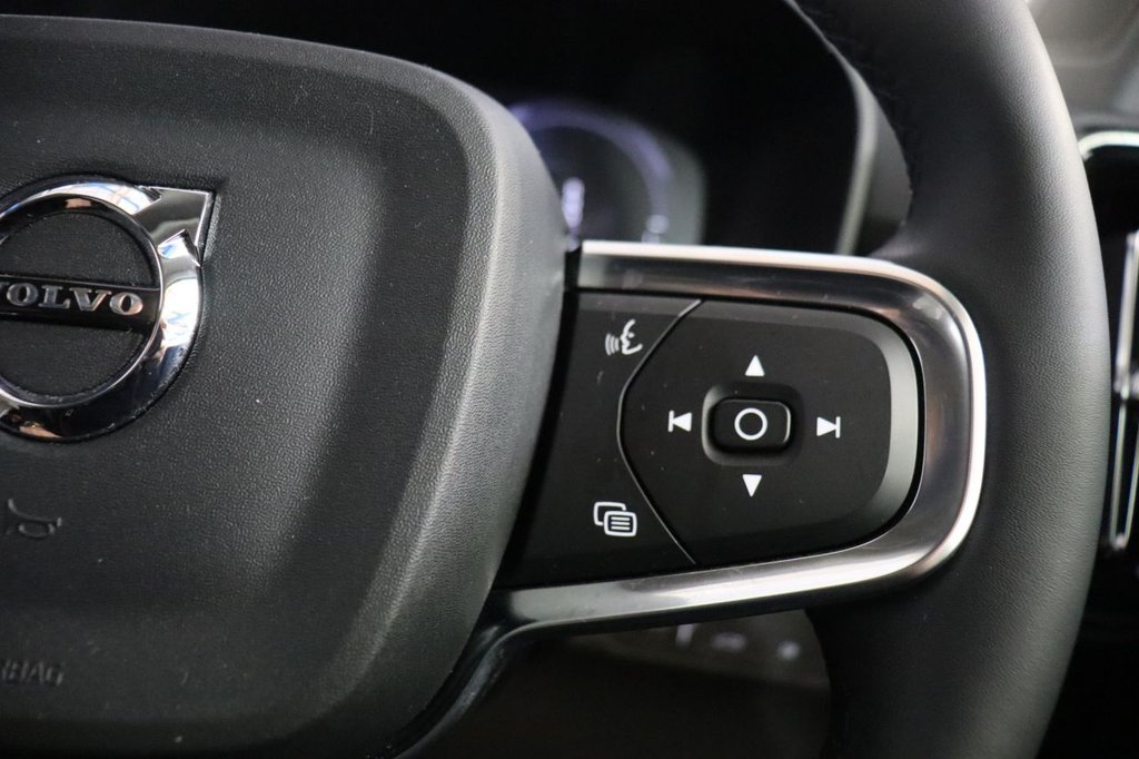 Used Volvo XC40 2022 for sale - 76323296: Photo 25