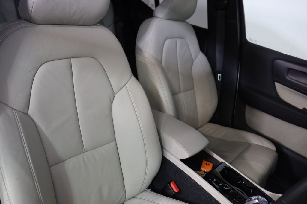 Used Volvo XC40 2022 for sale - 76323296: Photo 3