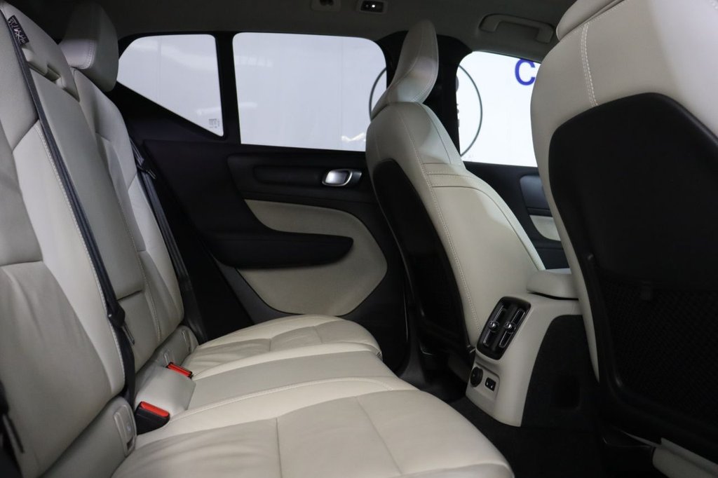 Used Volvo XC40 2022 for sale - 76323296: Photo 33