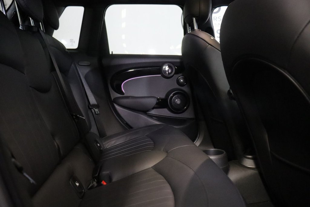 Used MINI Hatch 2022 for sale - 76821001: Photo 31