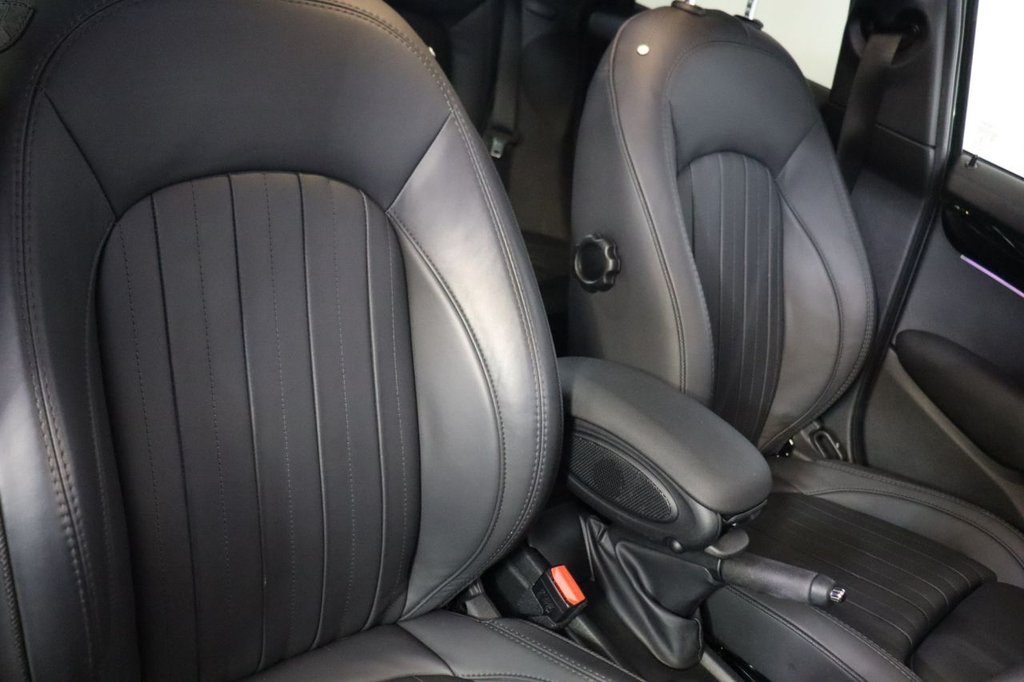 Used MINI Hatch 2022 for sale - 76821001: Photo 9