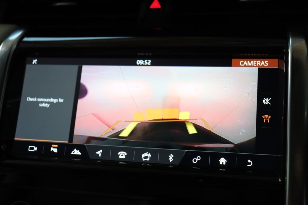 Used Land Rover Discovery Sport 2019 for sale - 76372488: Photo 2