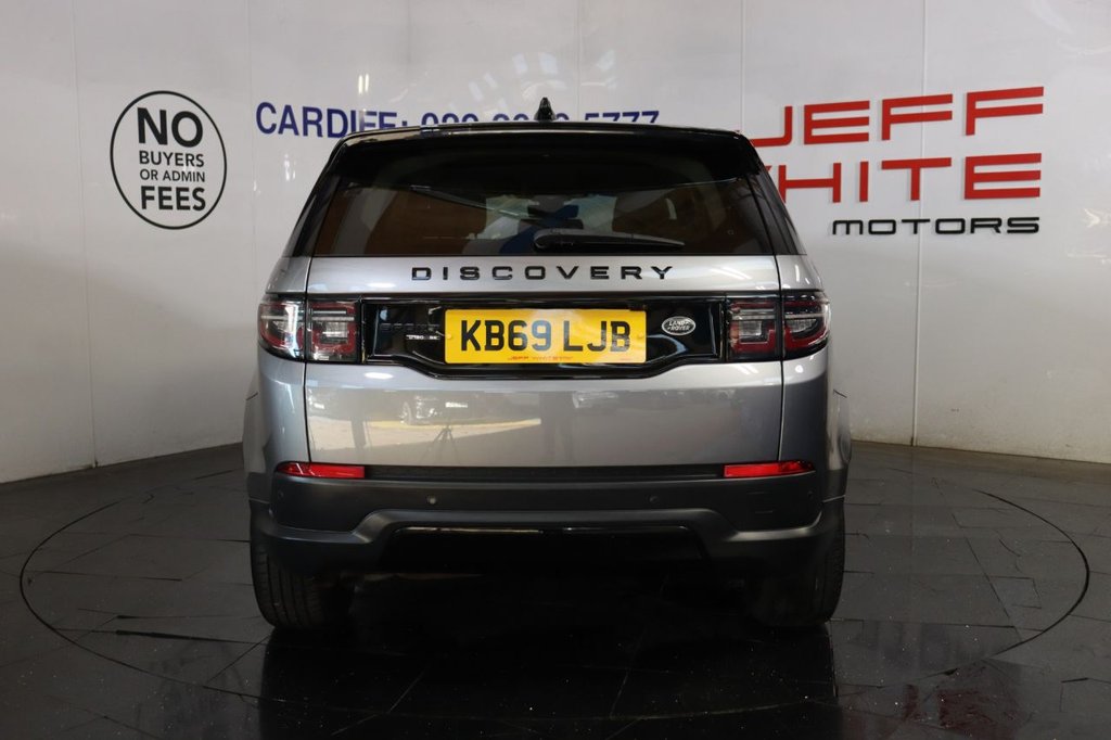 Used Land Rover Discovery Sport 2019 for sale - 76372488: Photo 4