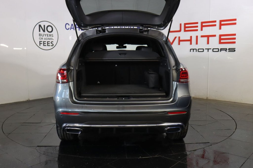 Used Mercedes-Benz GLC 2020 for sale - 76923320: Photo 25