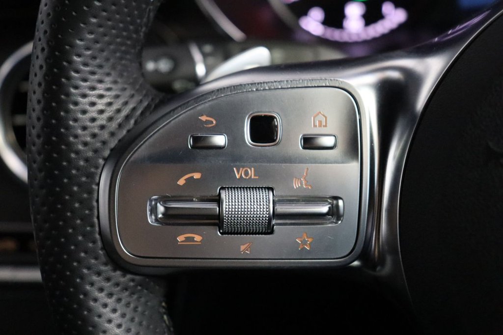 Used Mercedes-Benz GLC 2020 for sale - 76923320: Photo 30