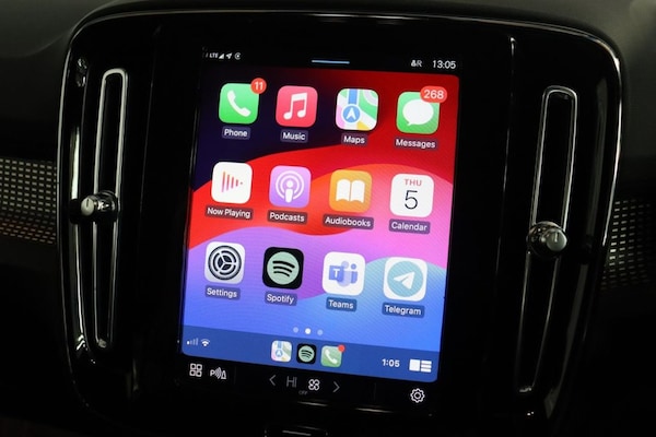 Used Volvo XC40 2021 for sale - 74877255: Photo 2