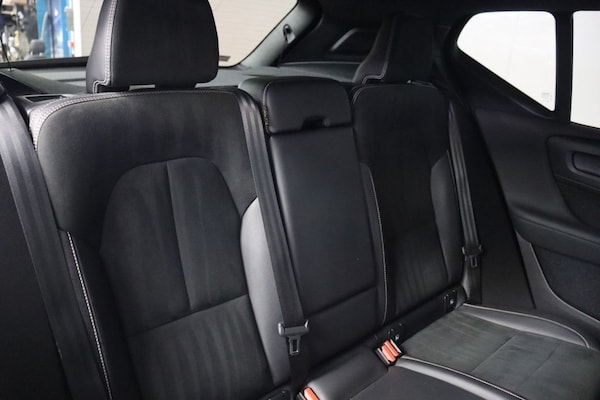 Used Volvo XC40 2021 for sale - 74877255: Photo 32