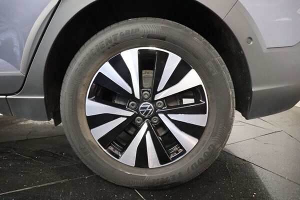 Used Volkswagen Taigo 2022 for sale - 75647994: Photo 32