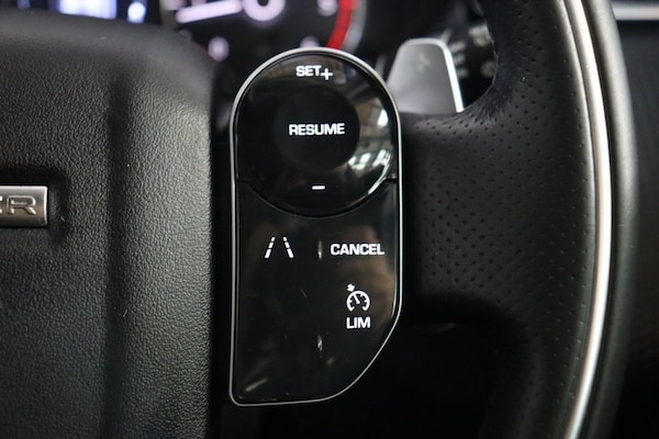 Used Land Rover Range Rover Velar 2018 for sale - 76323413: Photo 32