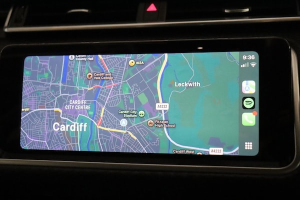 Used Land Rover Range Rover Velar 2018 for sale - 76323413: Photo 9