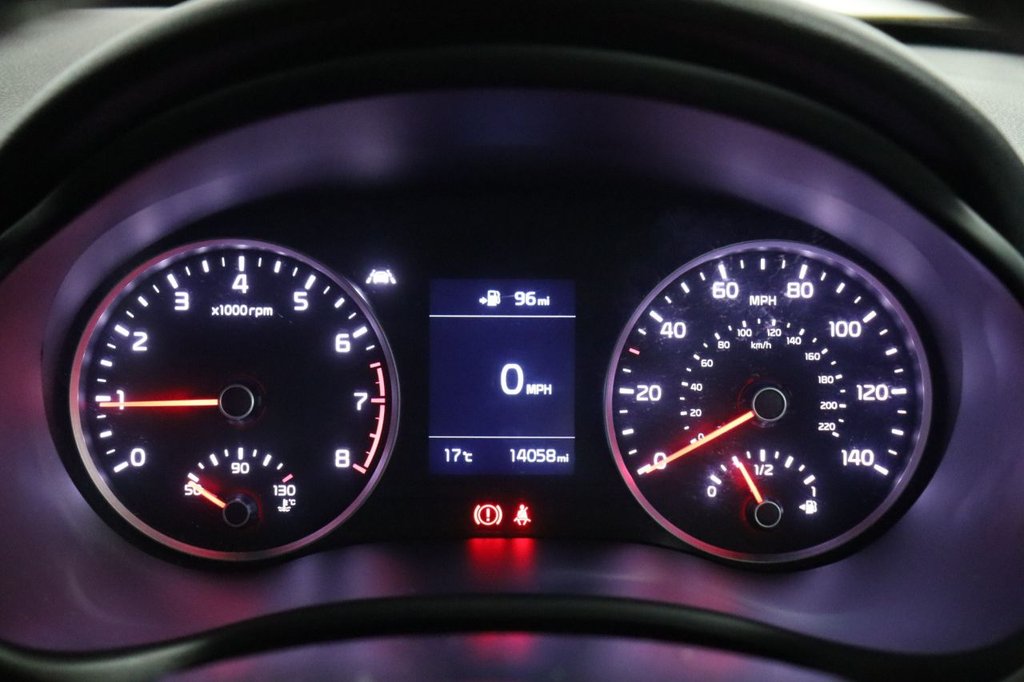 Used Kia Stonic 2018 for sale - 76291997: Photo 26