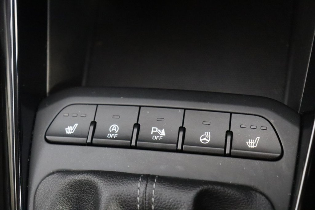 Used Kia Stonic 2018 for sale - 76291997: Photo 29