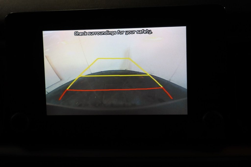 Used Kia Stonic 2018 for sale - 76291997: Photo 3