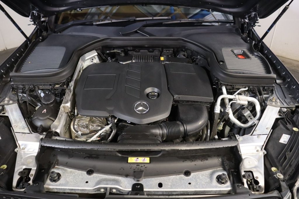 Used Mercedes-Benz GLC 2022 for sale - 76840856: Photo 10