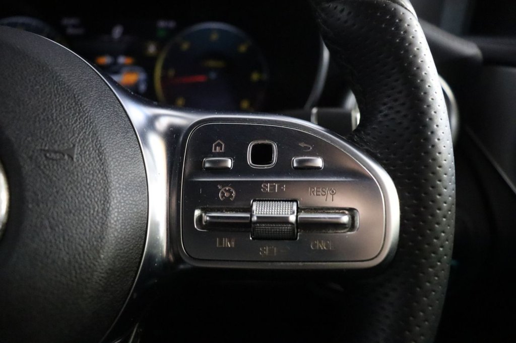 Used Mercedes-Benz GLC 2022 for sale - 76840856: Photo 26