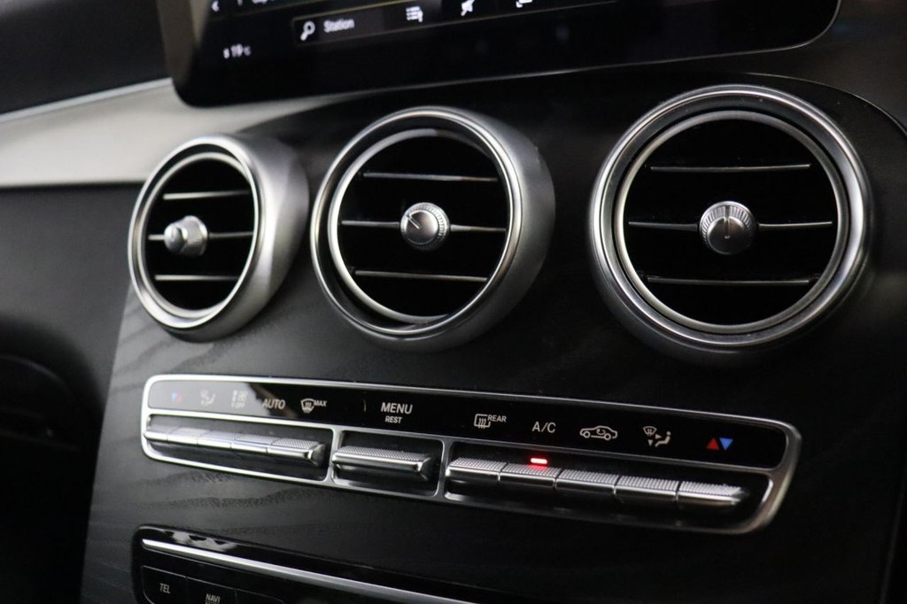 Used Mercedes-Benz GLC 2022 for sale - 76840856: Photo 29