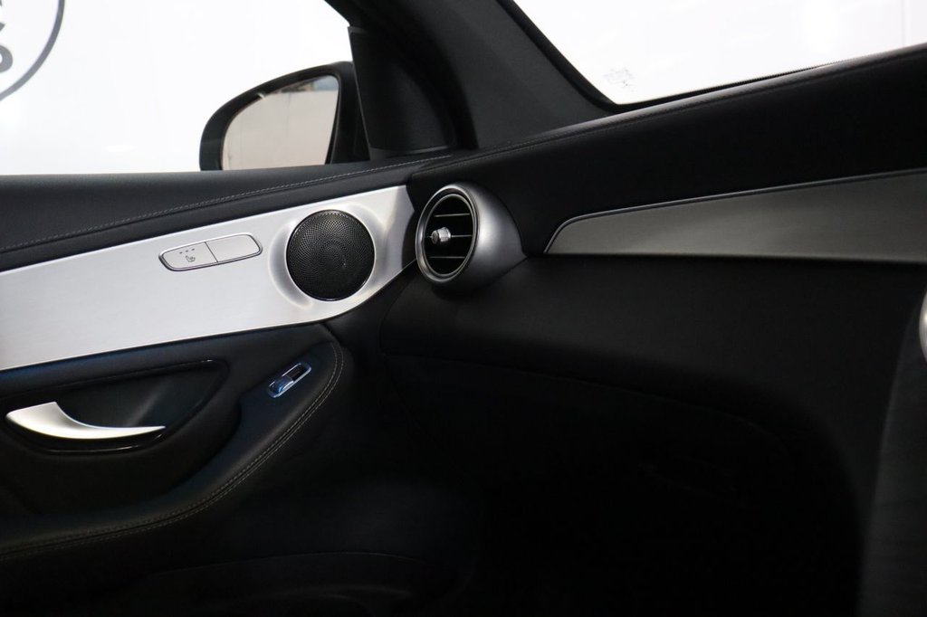 Used Mercedes-Benz GLC 2022 for sale - 76840856: Photo 31