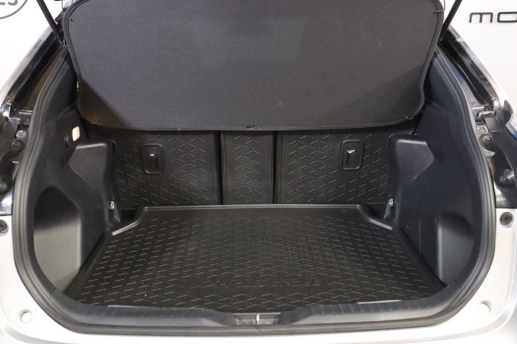 Used Toyota Yaris Cross 2022 for sale - 77276613: Photo 19