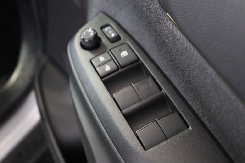 Used Toyota Yaris Cross 2022 for sale - 77276613: Photo 32