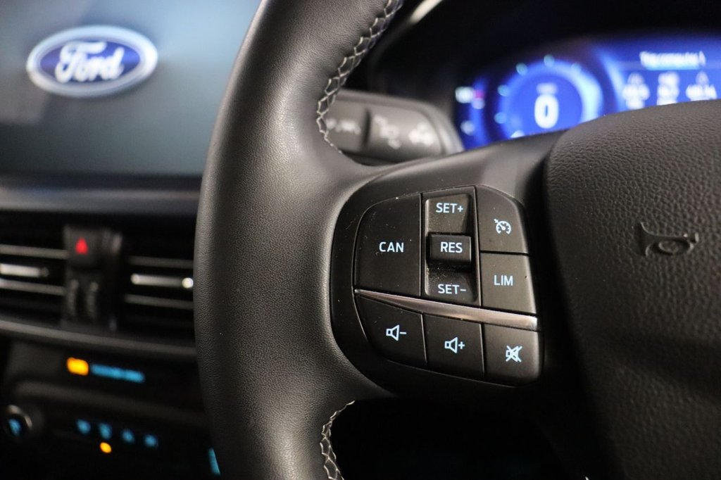 Used Ford Focus 2022 for sale - 76654596: Photo 19