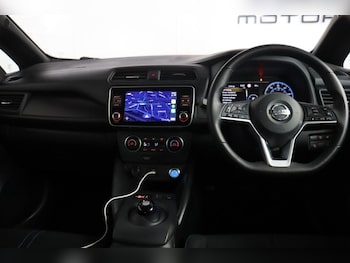 Used Nissan Leaf 2022 for sale - 76019158: Photo