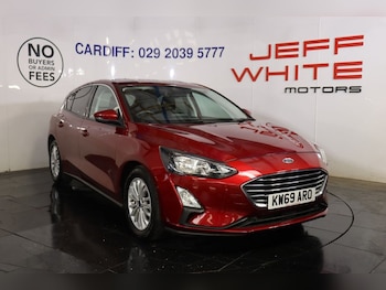 2019 (69) - 1.0T EcoBoost Titanium 5dr (SAT NAV, CRUISE)
