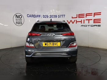 Used Hyundai KONA 2021 for sale - 76256479: Photo 4