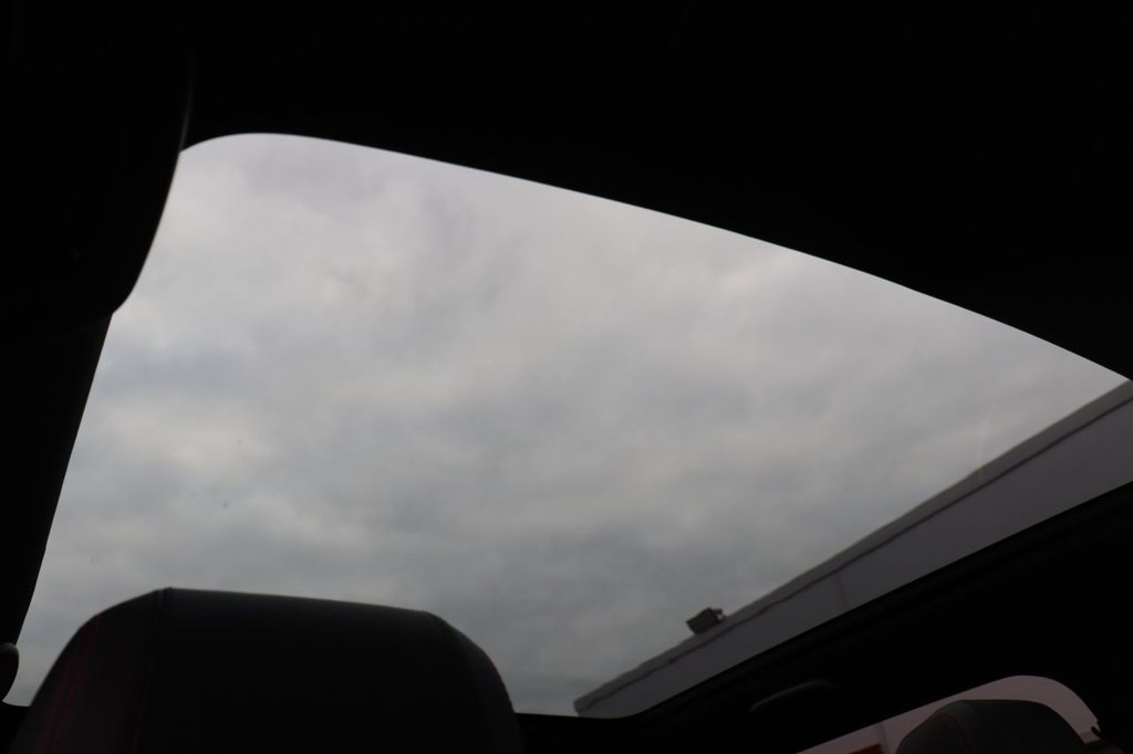 Used Land Rover Discovery Sport 2021 for sale - 76280179: Photo 3