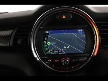 Used MINI Hatch 2019 for sale - 74877330: Photo