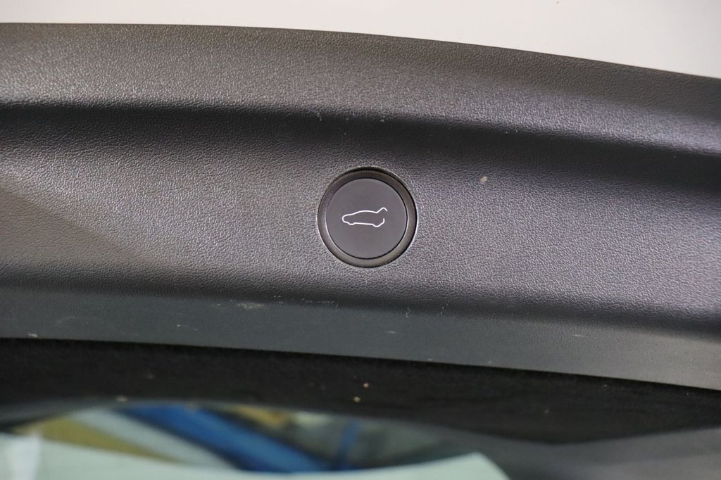 Used Tesla Model Y 2022 for sale - 77153511: Photo 12