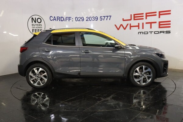 Used Kia Stonic 2022 for sale - 68792276: Photo 6