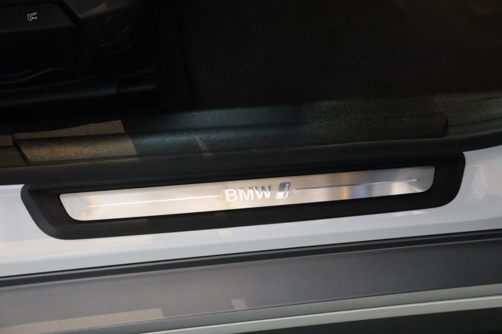 Used BMW i4 2022 for sale - 76098173: Photo 19