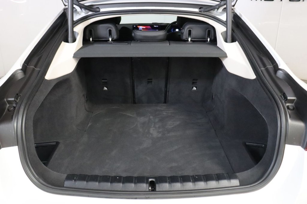Used BMW i4 2022 for sale - 76098173: Photo 21