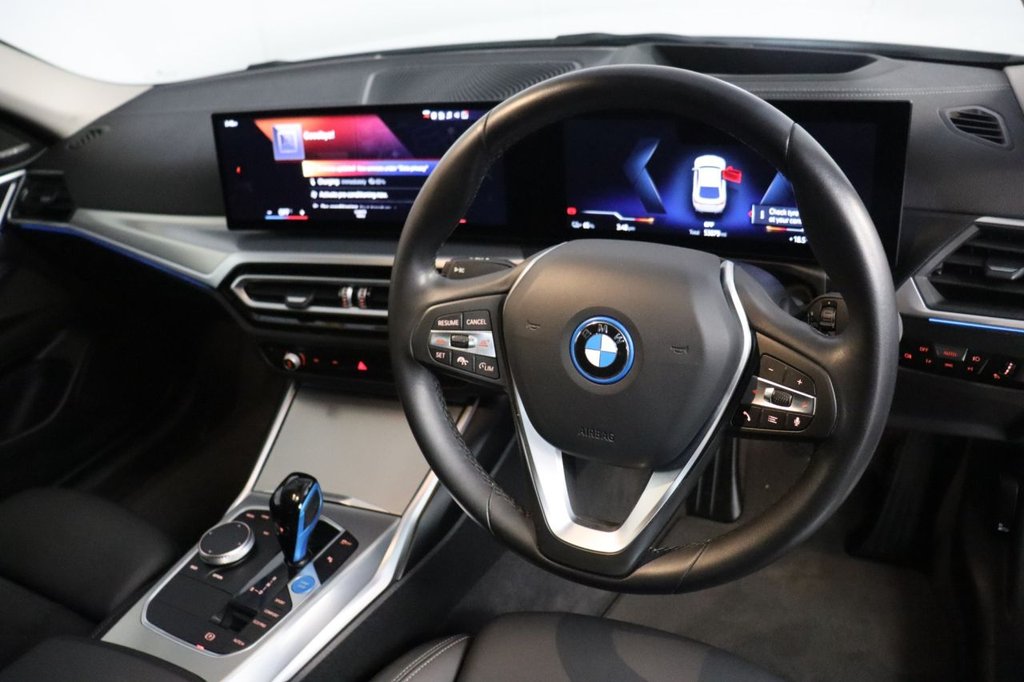 Used BMW i4 2022 for sale - 76098173: Photo 27