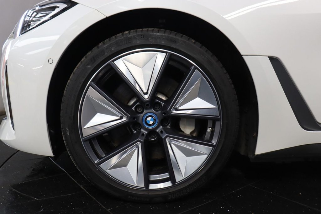 Used BMW i4 2022 for sale - 76098173: Photo 37