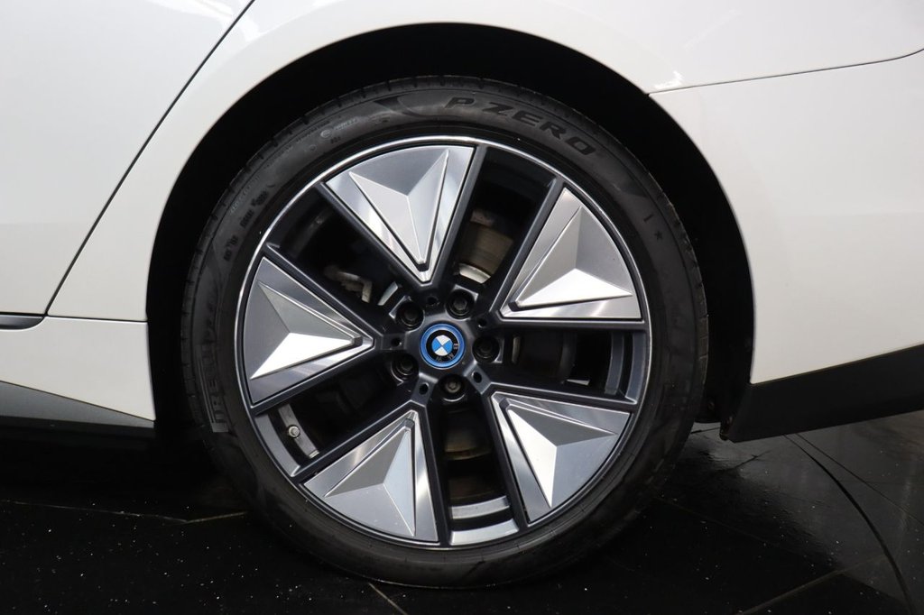 Used BMW i4 2022 for sale - 76098173: Photo 38