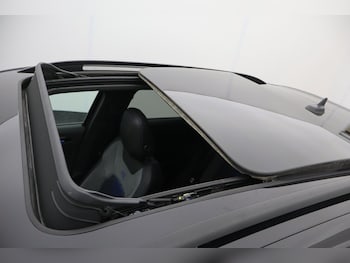 Used Volkswagen T-Roc 2025 for sale - 78557238: Photo