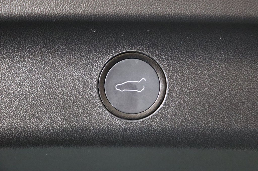 Used Tesla Model Y 2024 for sale - 77388799: Photo 23