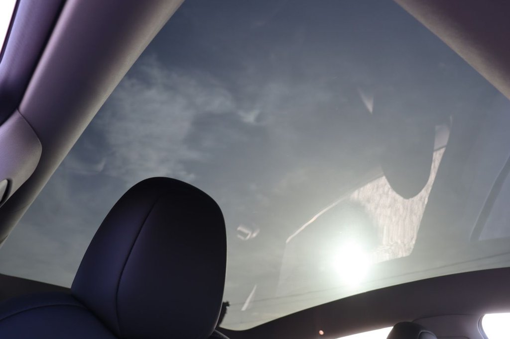 Used Tesla Model Y 2024 for sale - 77388799: Photo 3