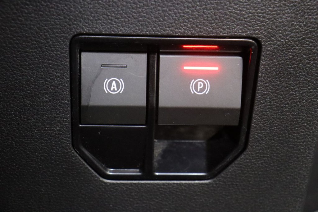 Used Renault Megane E Tech 2022 for sale - 77236590: Photo 32