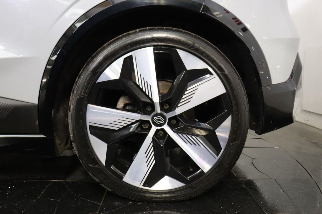 Used Renault Megane E Tech 2022 for sale - 77236590: Photo 40